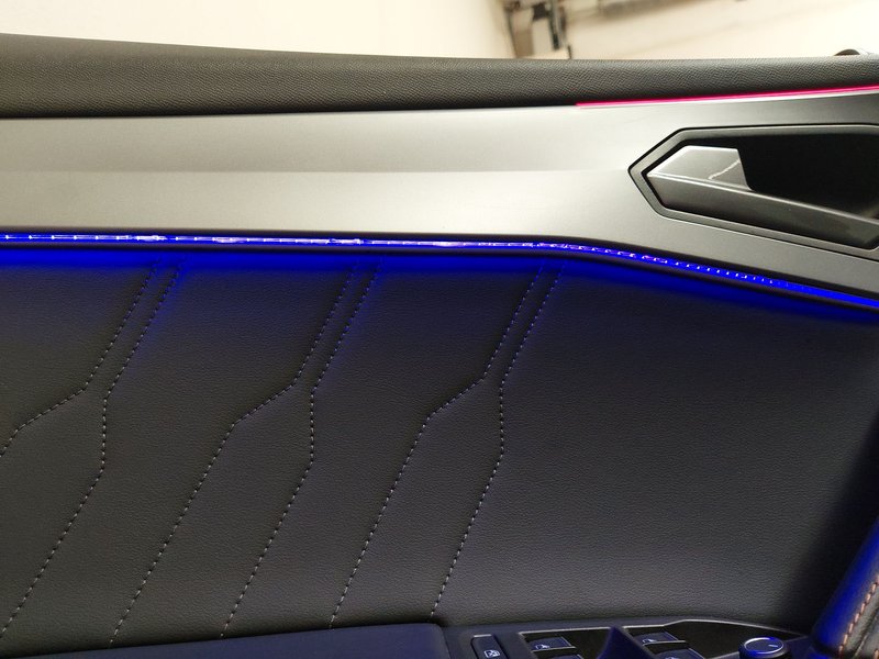 CUPRA Leon 2.0 TSI automatik • Full LED • digitalni instrumenti — 16