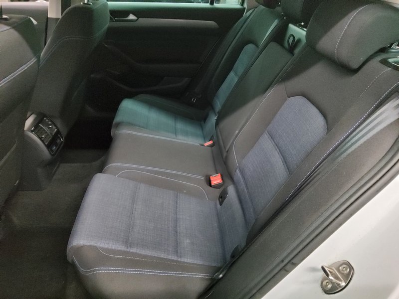 Volkswagen Passat Variant GTE 1.4 TSI automatik • ACC • Full LED — 13