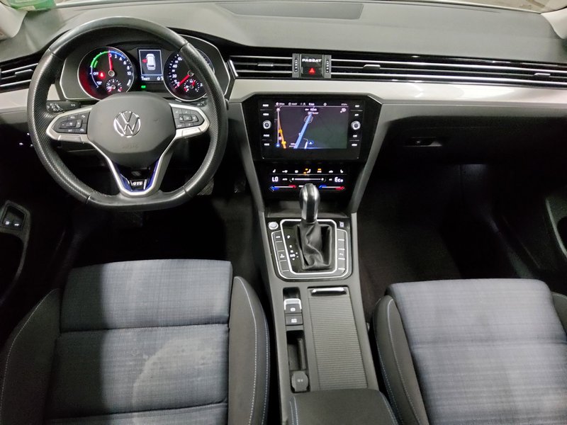 Volkswagen Passat Variant GTE 1.4 TSI automatik • ACC • Full LED — 5