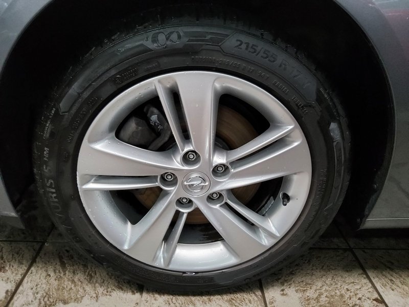 Opel Insignia ST 1.5 D Elegance automatik • LED • AHK — 10