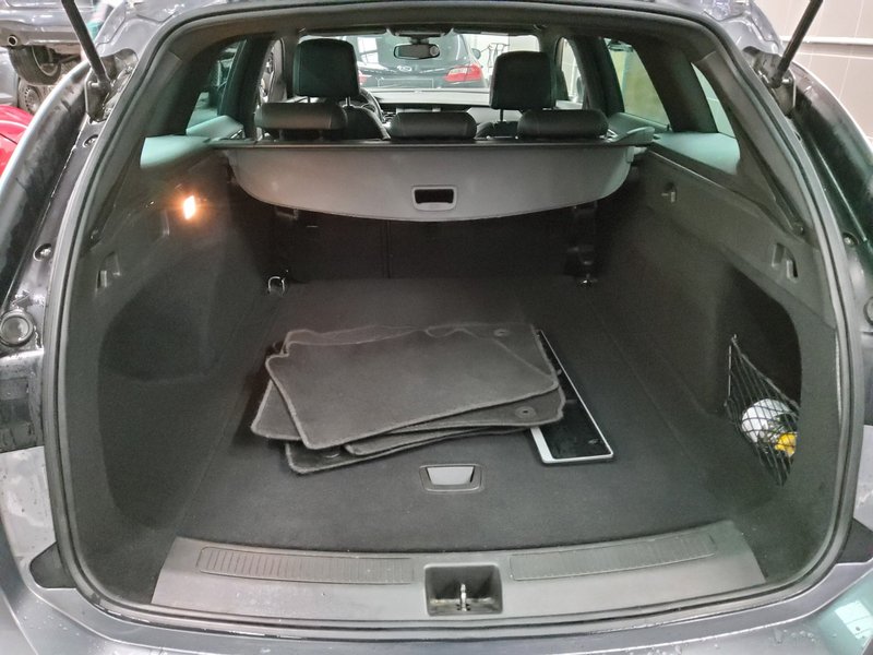 Opel Insignia ST 1.5 D Elegance automatik • LED • AHK — 11