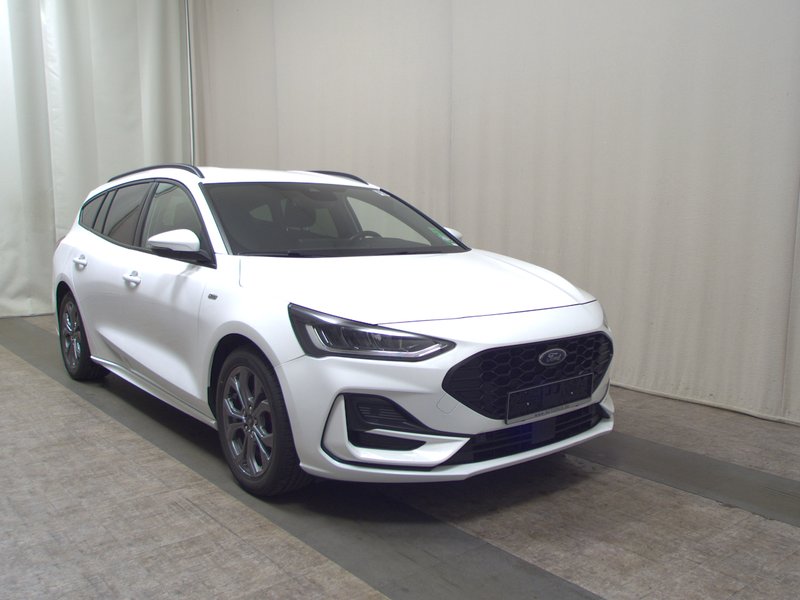 Ford Focus Turnier 1.0 EcoBoost ST-Line • LED • el. peta vrata — 3