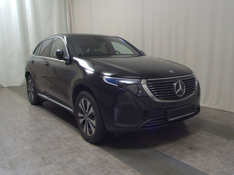 Mercedes-Benz EQC 400 4MATIC • Full LED — 3