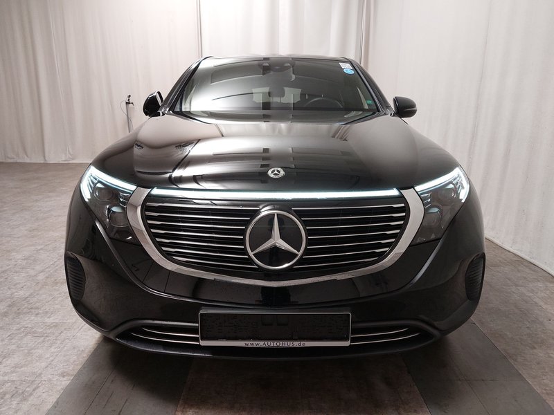 Mercedes-Benz EQC 400 4MATIC • Full LED — 9