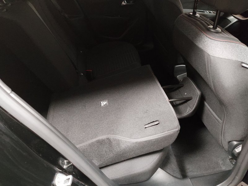 Peugeot 208 1.2 PureTech Active • 360° kamera • digitalni instrumenti — 11