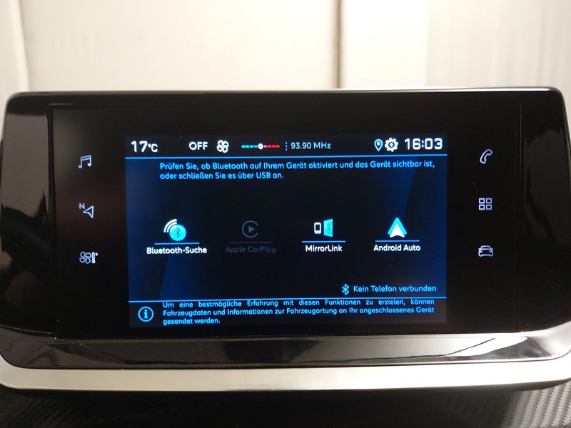 Peugeot 208 1.2 PureTech Active • 360° kamera • digitalni instrumenti — 17