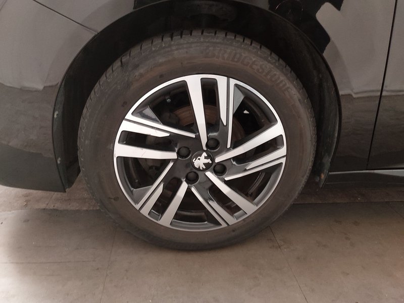 Peugeot 208 1.2 PureTech Active • 360° kamera • digitalni instrumenti — 8