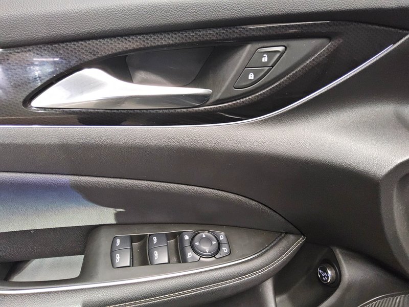 Opel Insignia ST 1.5 D Business Edition automatik • LED • navigacija — 9