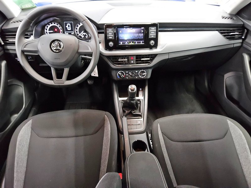 Škoda Kamiq 1.6 TDI Active • Full LED • grijana sjedala — 5