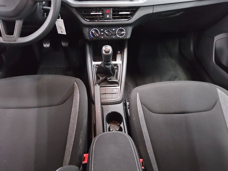 Škoda Kamiq 1.6 TDI Active • Full LED • grijana sjedala — 6