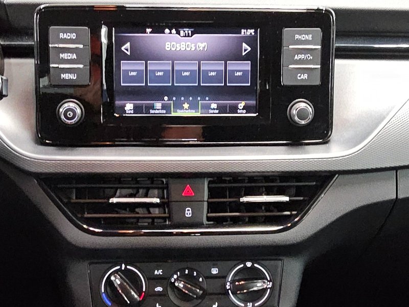 Škoda Kamiq 1.6 TDI Active • Full LED • grijana sjedala — 7