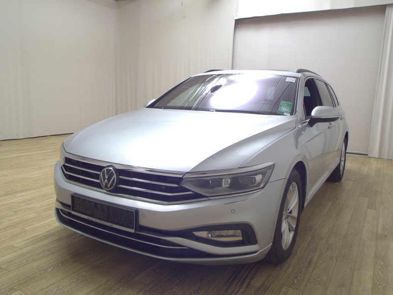 Volkswagen Passat Variant 2.0 TDI 4MOTION automatik Business • bežično punjenje — 2