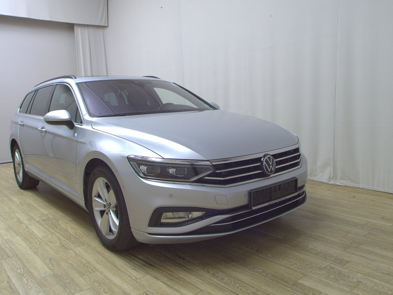 Volkswagen Passat Variant 2.0 TDI 4MOTION automatik Business • bežično punjenje — 3