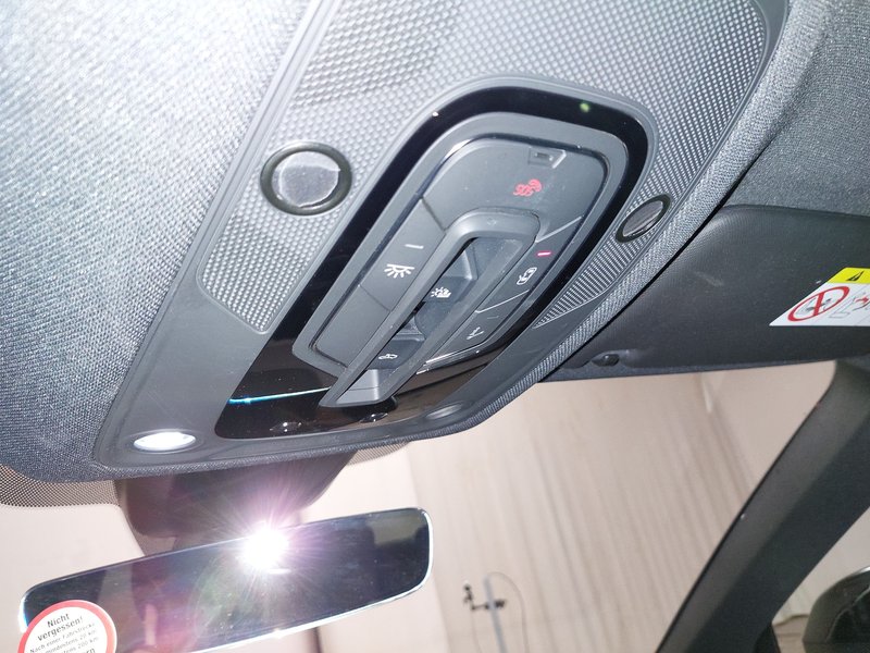 Audi Q5 40 TDI quattro S line automatik • panorama • AHK — 13