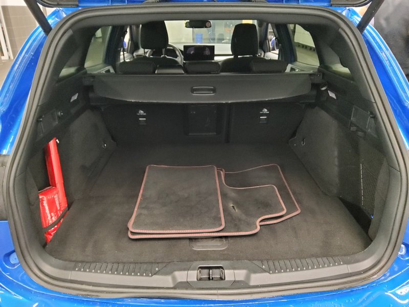 Ford Focus Turnier 1.5 EcoBlue ST-Line X automatik • ACC • LED — 12