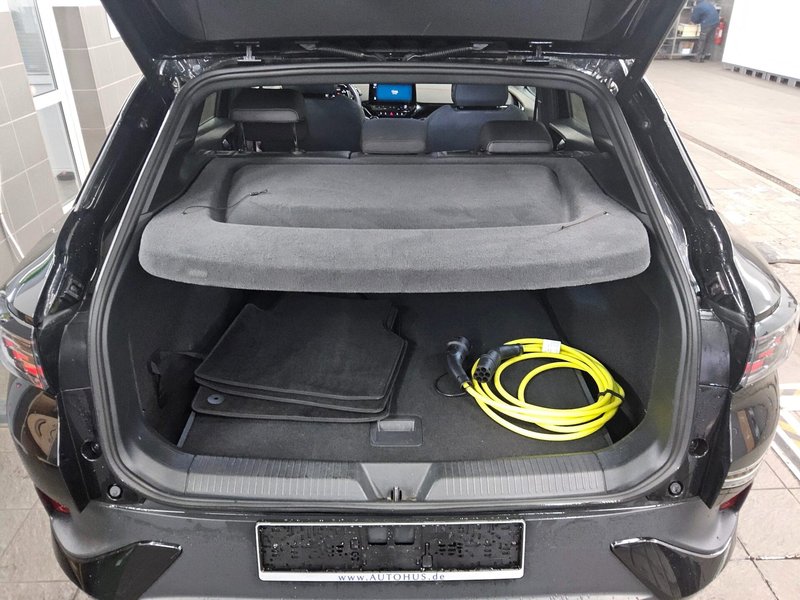Volkswagen ID.4 GTX 4MOTION • 360° kamera • ACC — 12