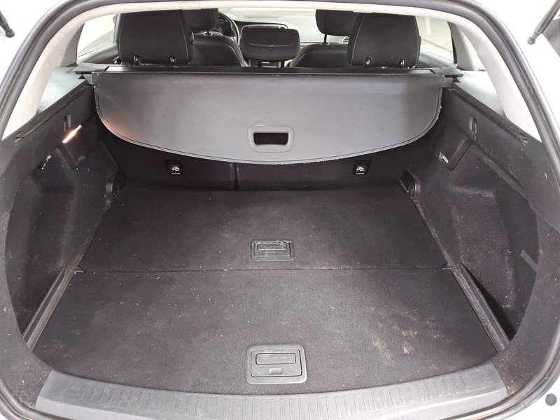 Renault Megane Grandtour 1.3 TCe Limited — 11