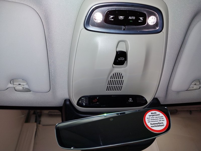 Volvo XC60 T6 AWD Inscription automatik • HUD • 360° kamera — 13