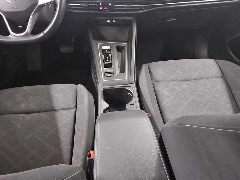 Volkswagen Golf 8 Variant 2.0 TDI automatik Life • bežično punjenje • Full LED — 6