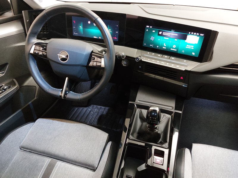 Opel Astra Sports Tourer 1.5 D Elegance • Full LED • digitalni instrumenti — 17