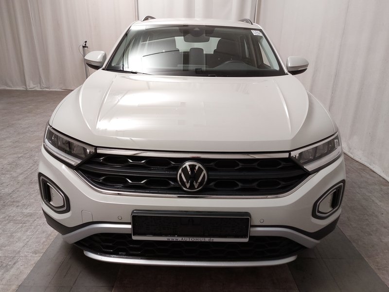 Volkswagen T-Roc 1.0 TSI Life • ACC • Full LED — 9