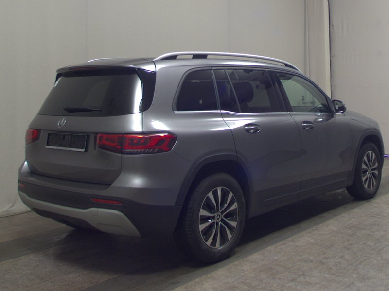 Mercedes-Benz GLB 200 d automatik Style • LED — 4