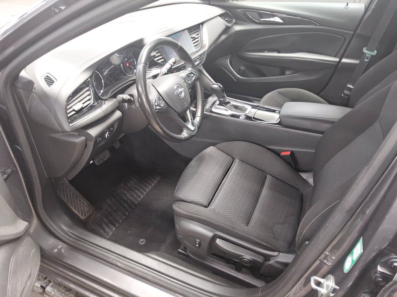 Opel Insignia ST 1.5 D Business Edition automatik • LED • navigacija — 8