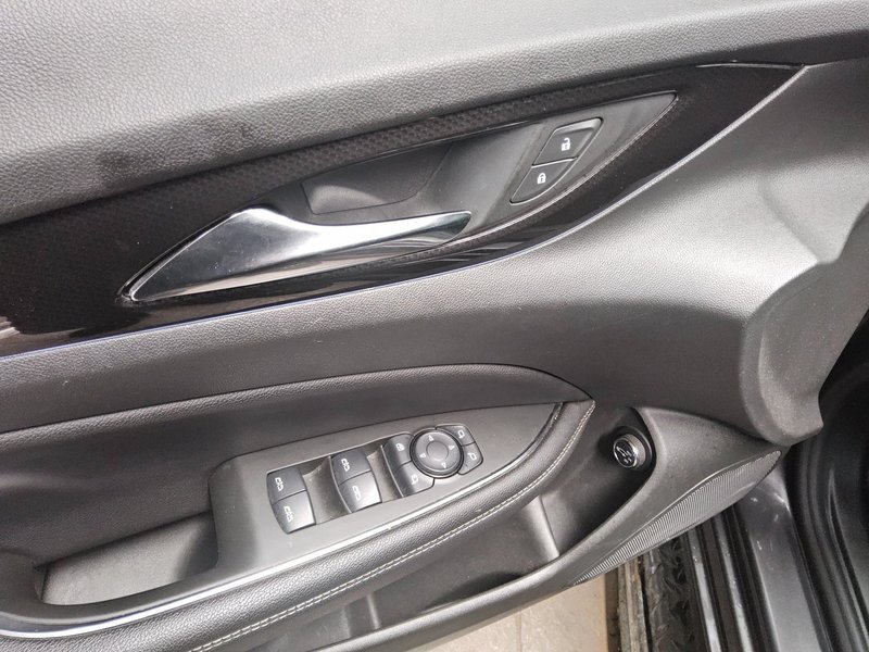 Opel Insignia ST 1.5 D Business Edition automatik • LED • navigacija — 9