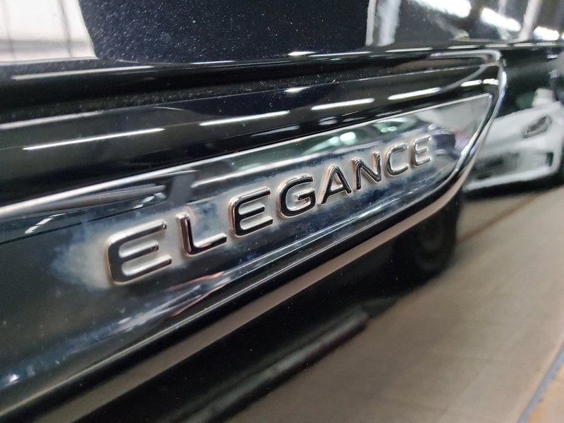 Volkswagen Arteon Shooting Brake 2.0 TDI automatik Elegance • ACC • Full LED — 12