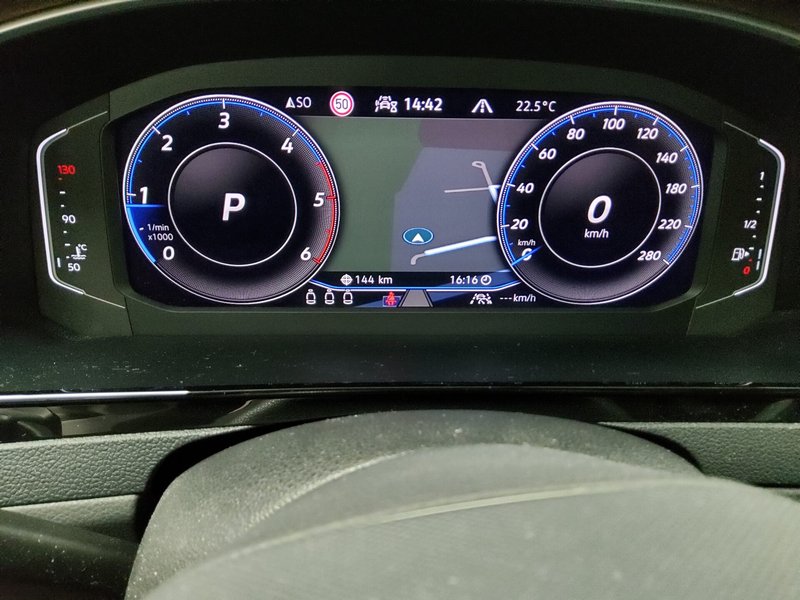 Volkswagen Arteon Shooting Brake 2.0 TDI automatik Elegance • ACC • Full LED — 8