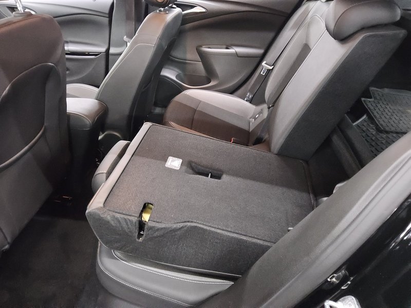 Opel Astra ST 1.5 D Elegance • LED • navigacija — 11
