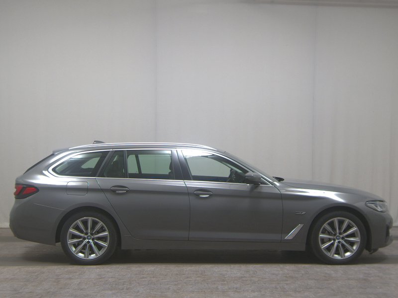 BMW 530e Touring automatik • ACC • Laser LED