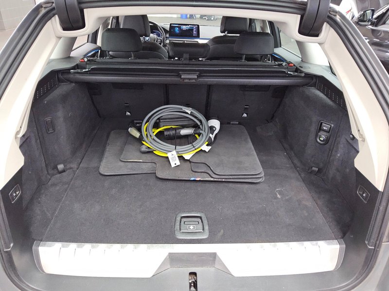 BMW 530e Touring automatik • ACC • Laser LED — 12