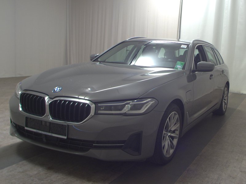 BMW 530e Touring automatik • ACC • Laser LED — 2
