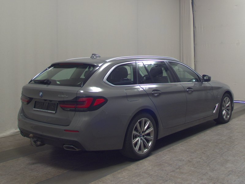 BMW 530e Touring automatik • ACC • Laser LED — 4