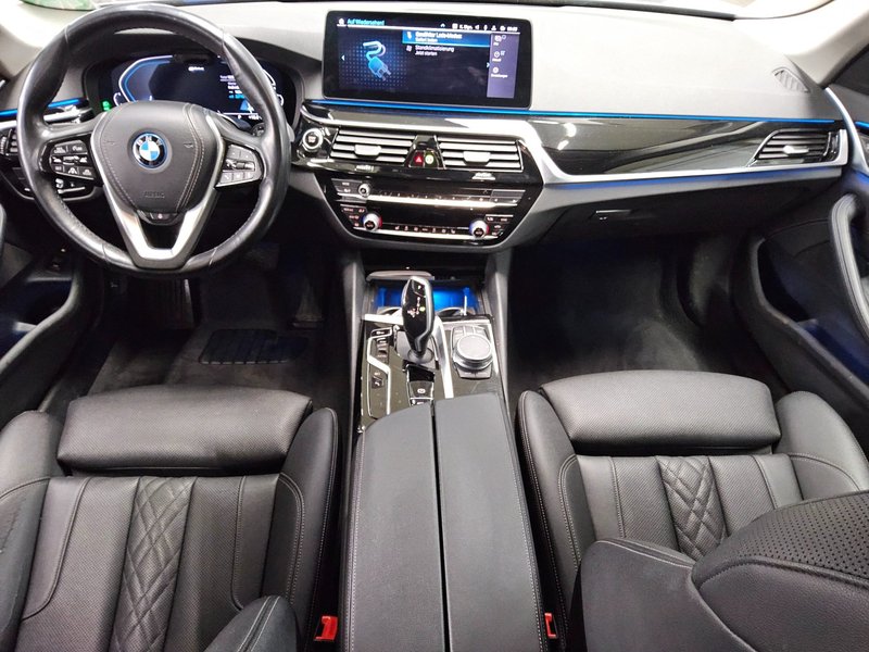 BMW 530e Touring automatik • ACC • Laser LED — 5