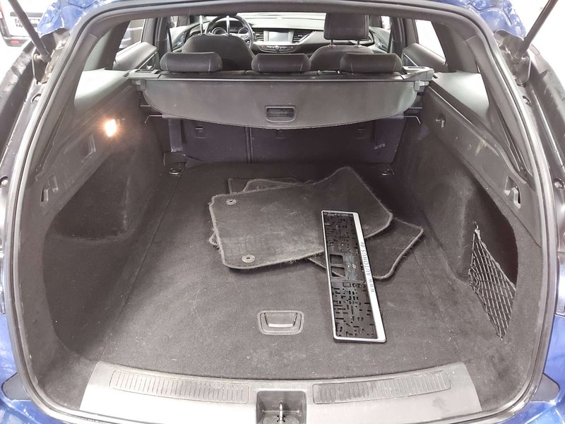 Opel Insignia ST 1.5 D Business Edition • LED • navigacija — 11