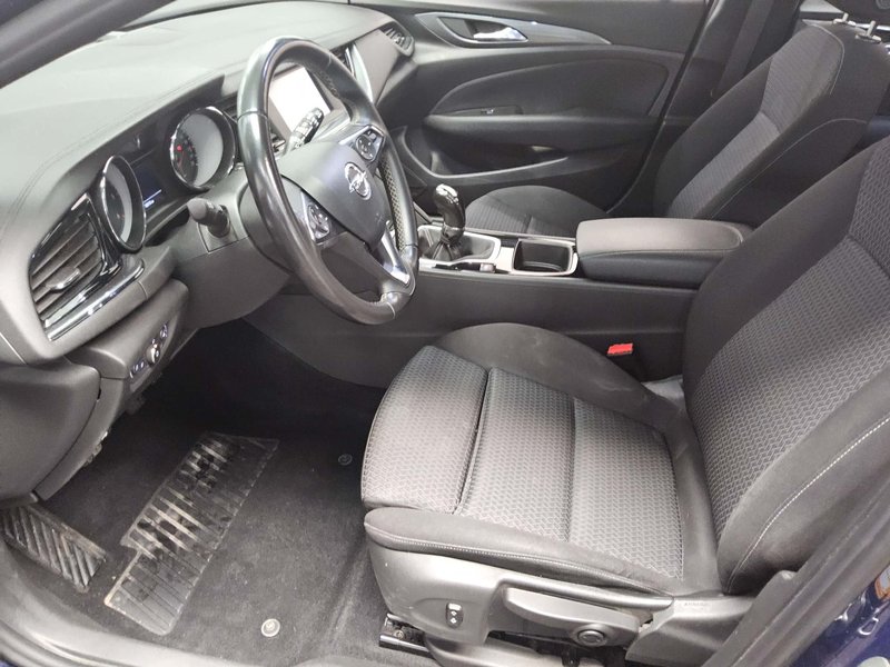 Opel Insignia ST 1.5 D Business Edition • LED • navigacija — 8