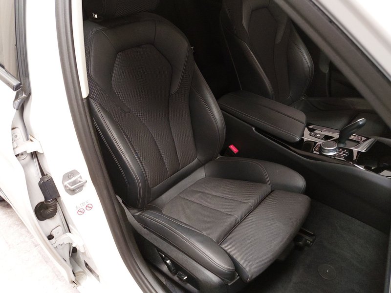 BMW 520d Touring automatik Sport Line • ACC • LED — 10