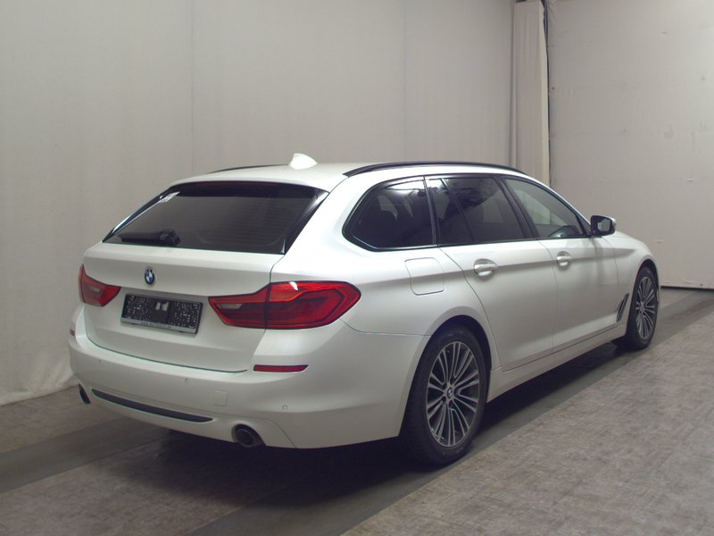 BMW 520d Touring automatik Sport Line • ACC • LED — 4