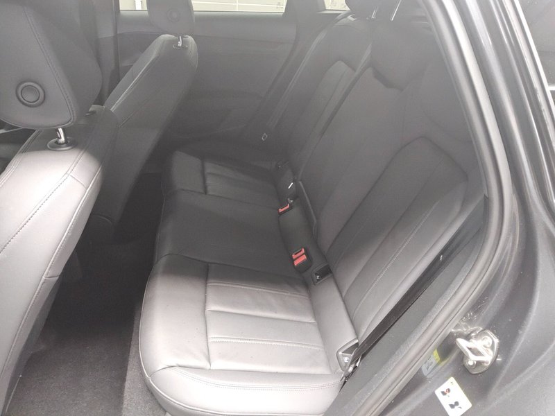 Audi A3 Sportback 30 TDI S line • digitalni instrumenti • koža — 13