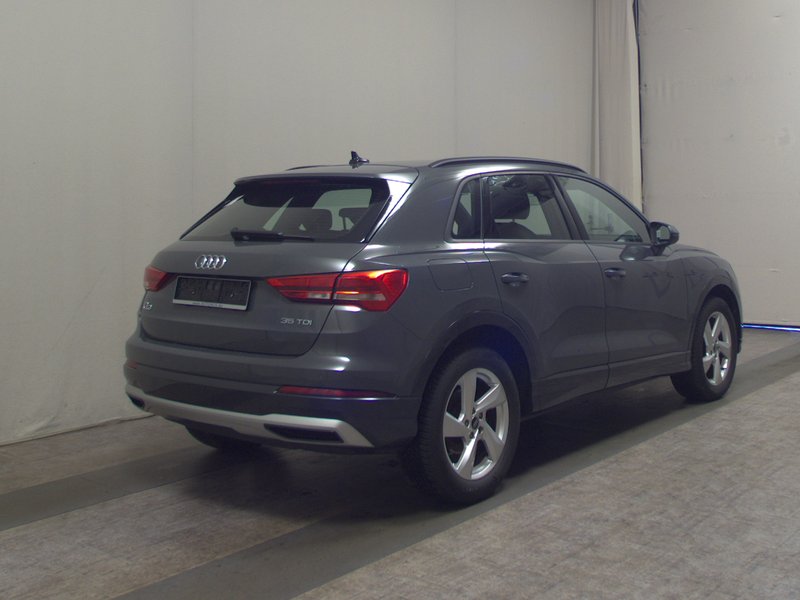 Audi Q3 35 TDI automatik advanced • ACC • Full LED — 4