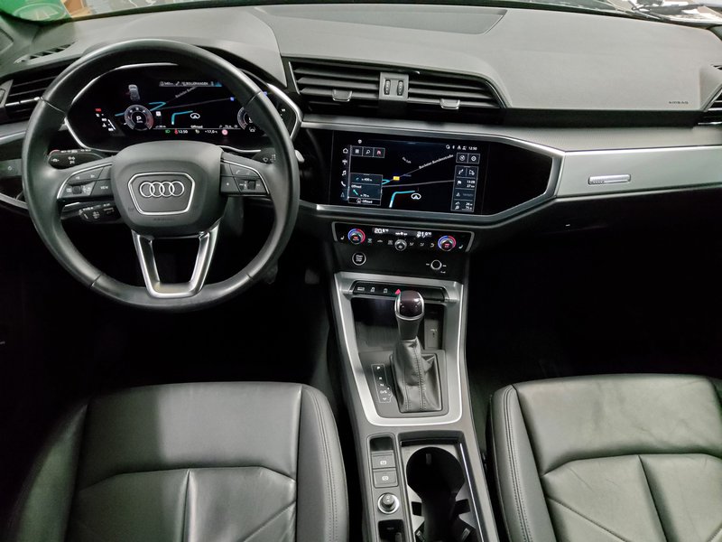 Audi Q3 35 TDI automatik advanced • ACC • Full LED — 5