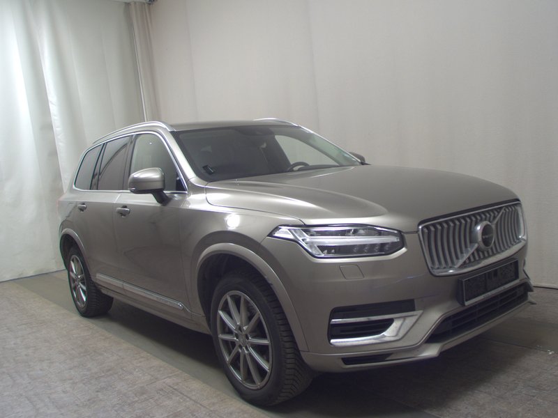 Volvo XC90 T8 AWD Hybrid automatik • ACC • AHK — 3