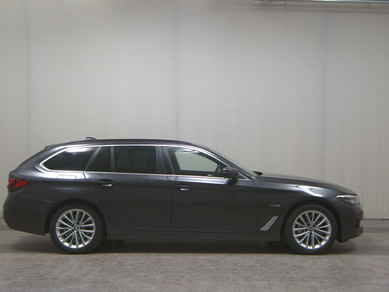 BMW 530e Touring automatik • ACC • LED