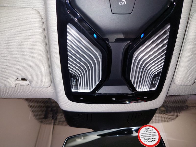 BMW 530e Touring automatik • ACC • LED — 13