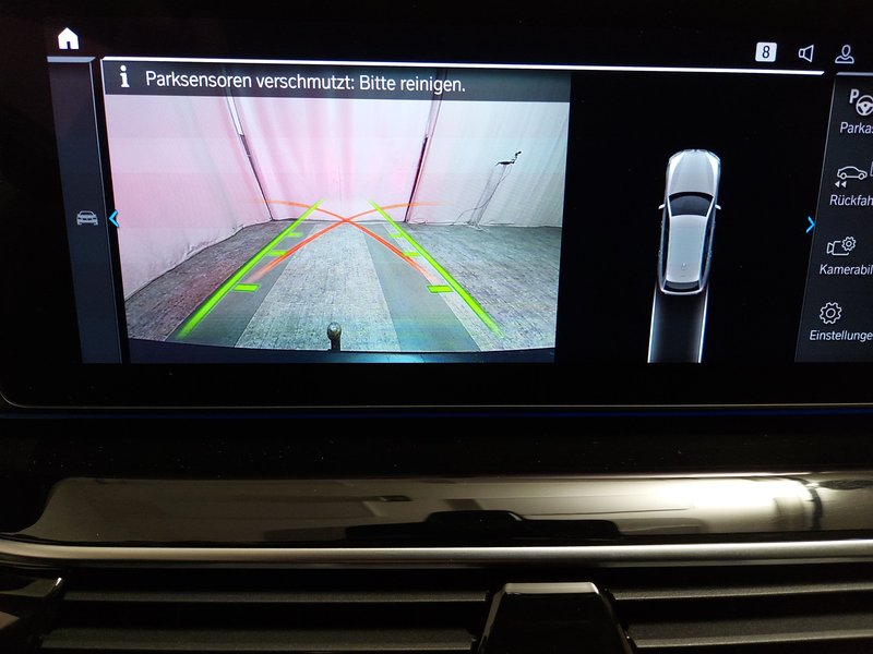 BMW 530e Touring automatik • ACC • LED — 21