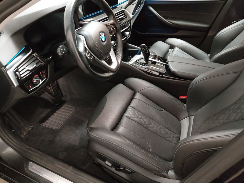 BMW 530e Touring automatik • ACC • LED — 6