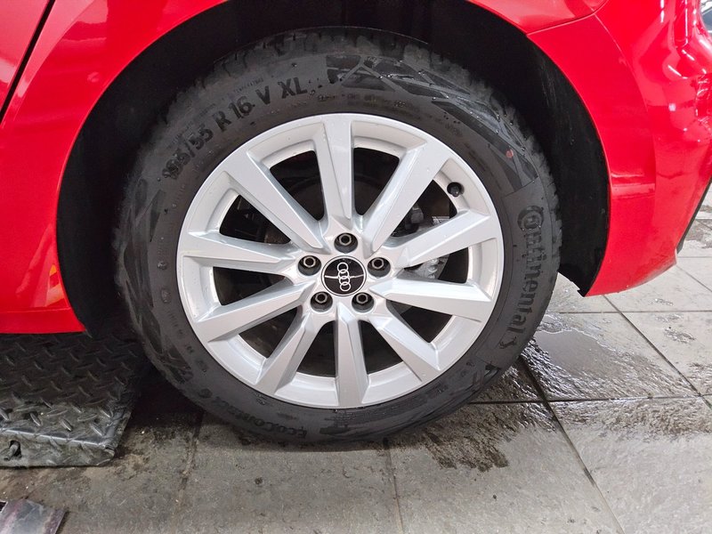 Audi A1 Sportback 1.0 TFSI S line • Full LED • digitalni instrumenti — 11