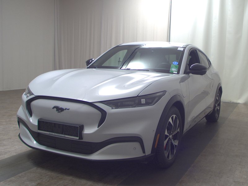 Ford Mustang Mach-E AWD • 360° kamera • Električna peta vrata — 2